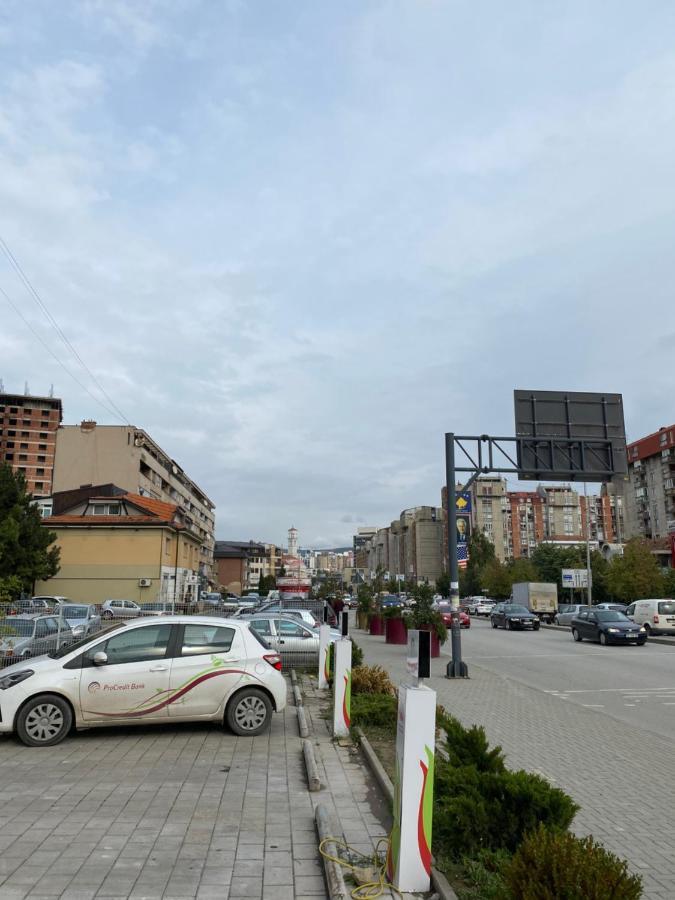 Capital Apartment Prishtina Priștina Exterior foto